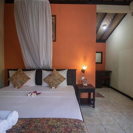 Giri Sari Guest House Pemuteran Exterior foto