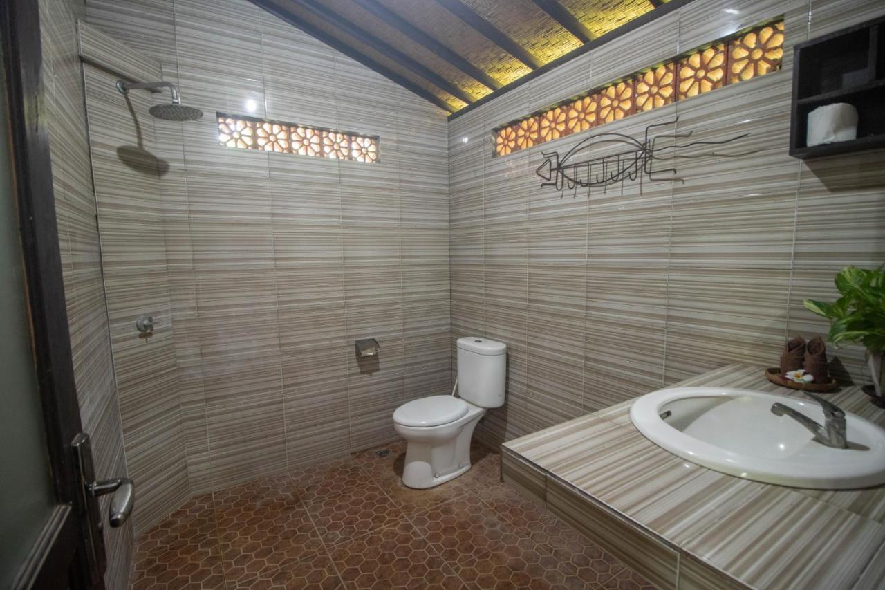 Giri Sari Guest House Pemuteran Exterior foto